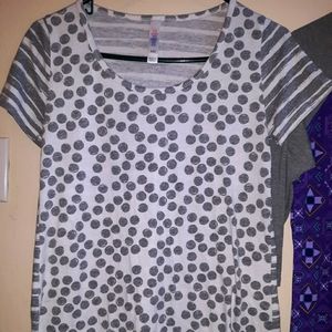 Women's lularoe brand t-shirt